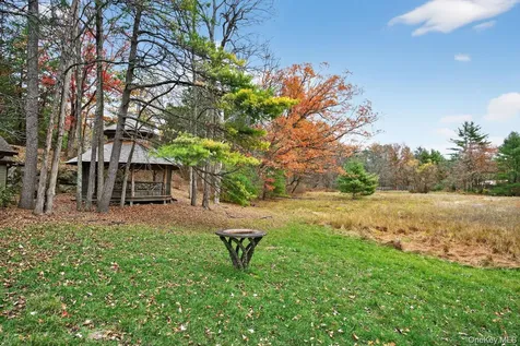 106 Mountain Laurel Lane Woodstock NY 12498