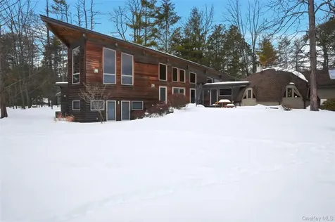 106 Mountain Laurel Lane Woodstock NY 12498