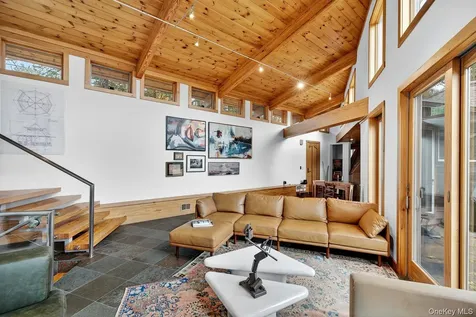 106 Mountain Laurel Lane Woodstock NY 12498