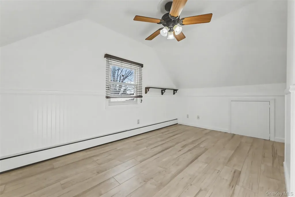 15 Primrose Lane Levittown NY 11756