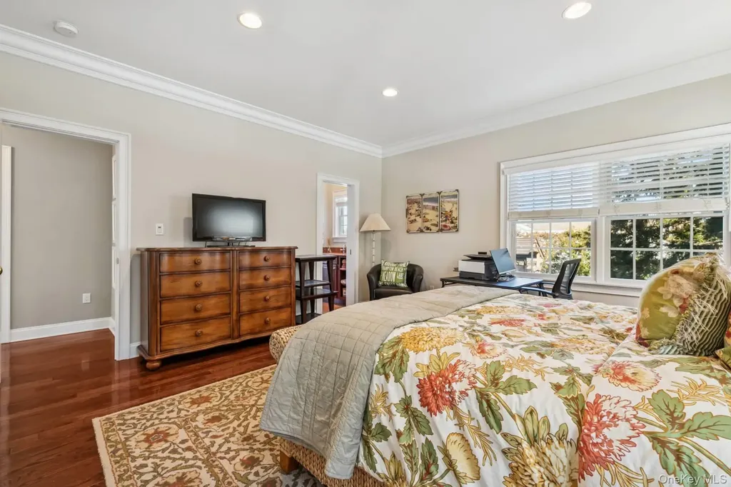 23 Meadow Lane Westhampton Beach NY 11978