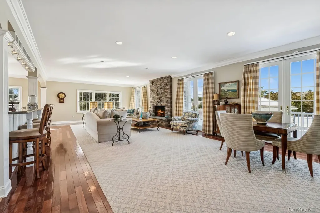 23 Meadow Lane Westhampton Beach NY 11978