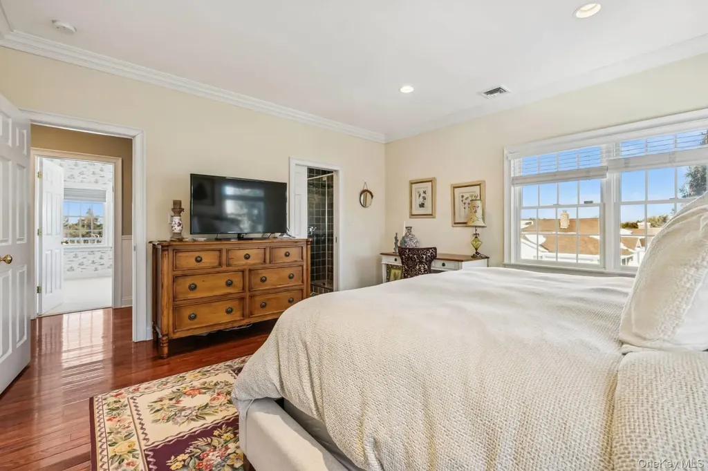 23 Meadow Lane Westhampton Beach NY 11978