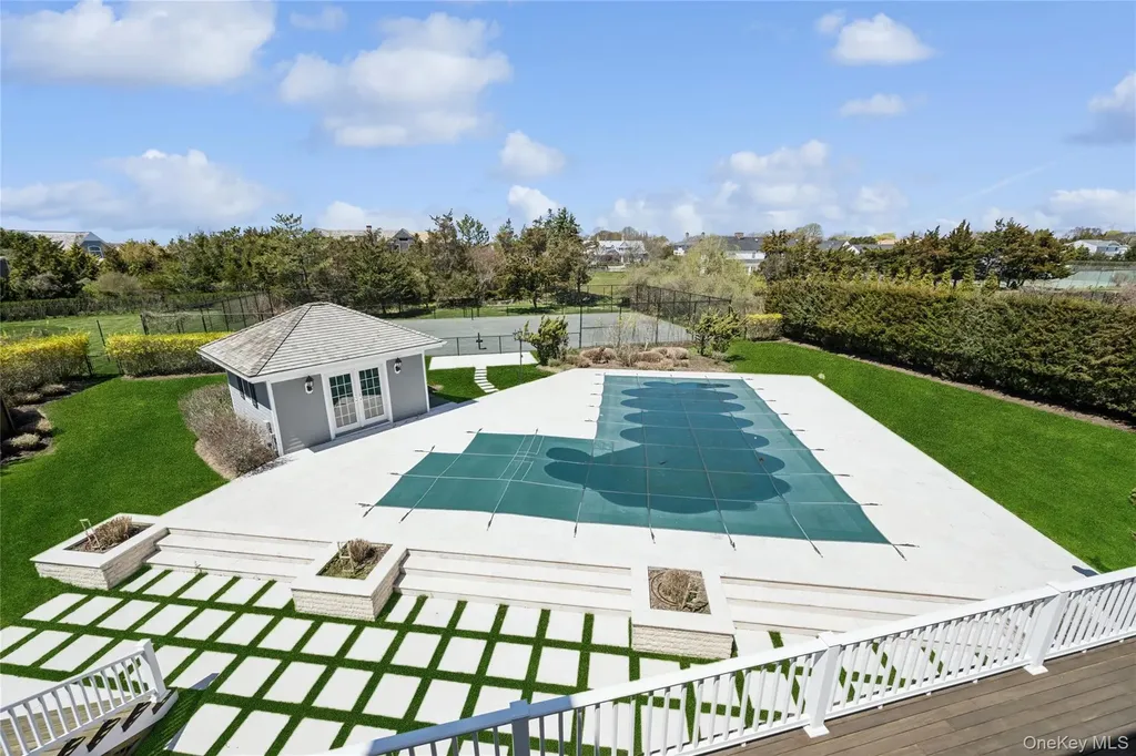 23 Meadow Lane Westhampton Beach NY 11978
