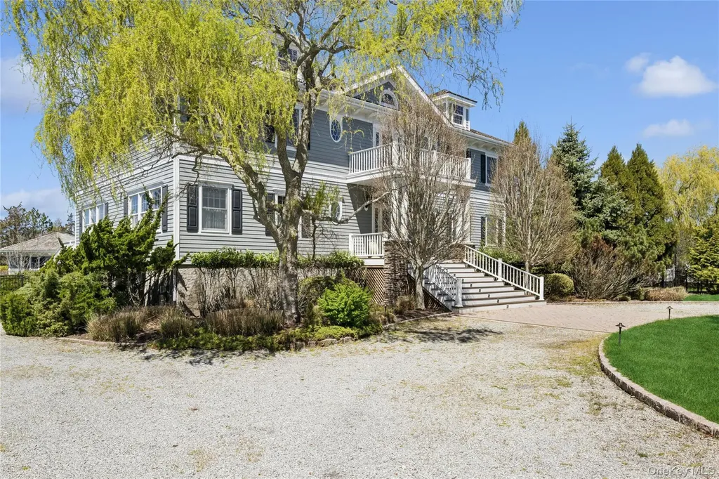 23 Meadow Lane Westhampton Beach NY 11978