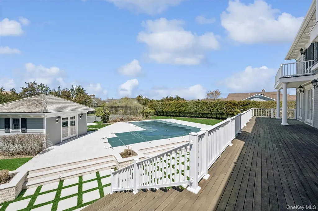 23 Meadow Lane Westhampton Beach NY 11978