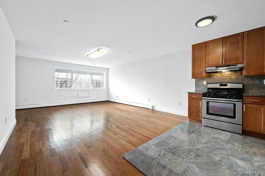 13909 34th Avenue Flushing NY 11354