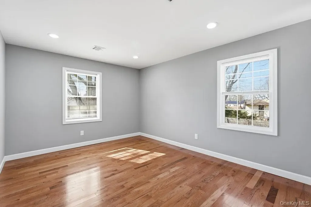149 Delaware Avenue Bay Shore NY 11706