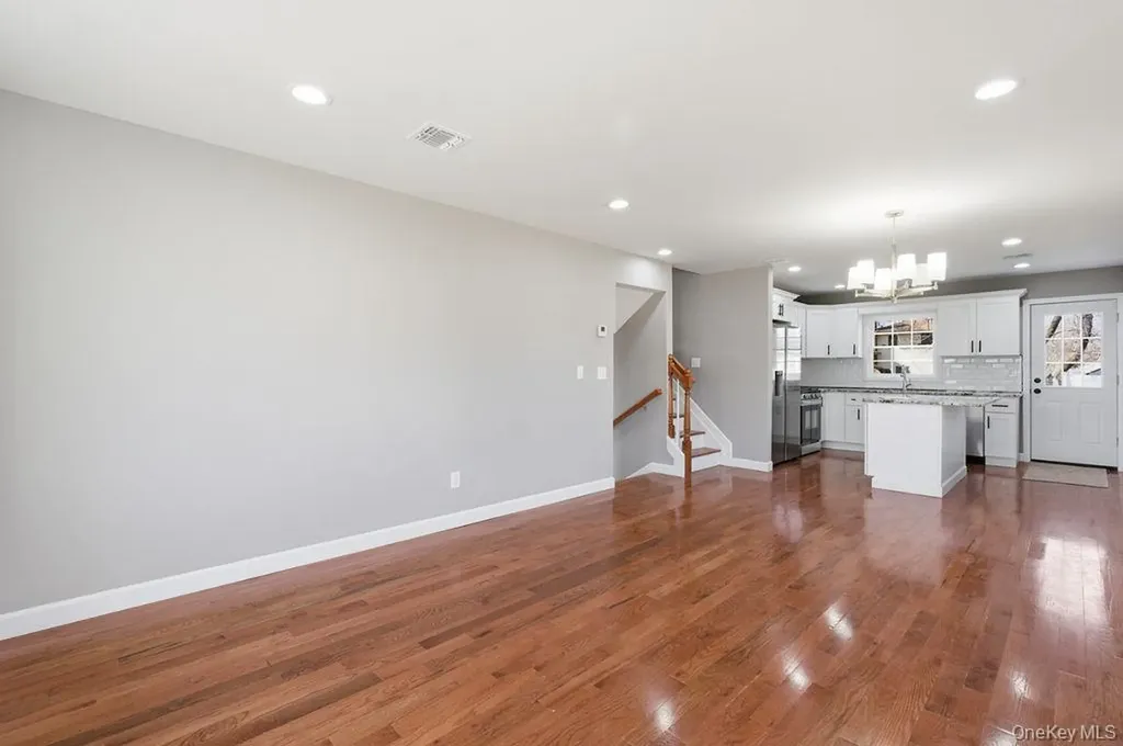 149 Delaware Avenue Bay Shore NY 11706