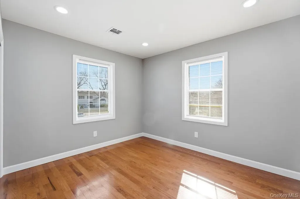 149 Delaware Avenue Bay Shore NY 11706