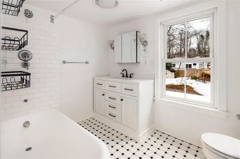 277 Old Post Road Bedford NY 10506