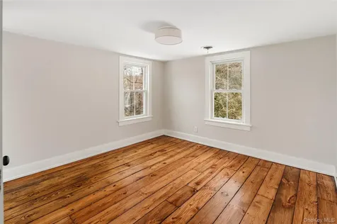 277 Old Post Road Bedford NY 10506