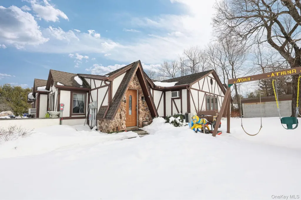 4 Lambros Drive Monroe NY 10950