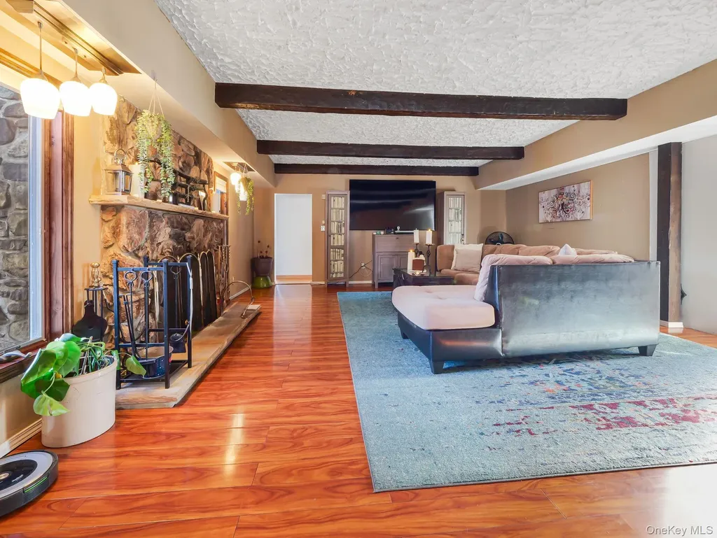 4 Lambros Drive Monroe NY 10950