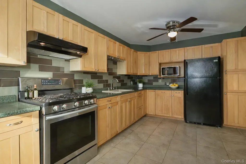 1668 Route 9 Wappingers Falls NY 12590