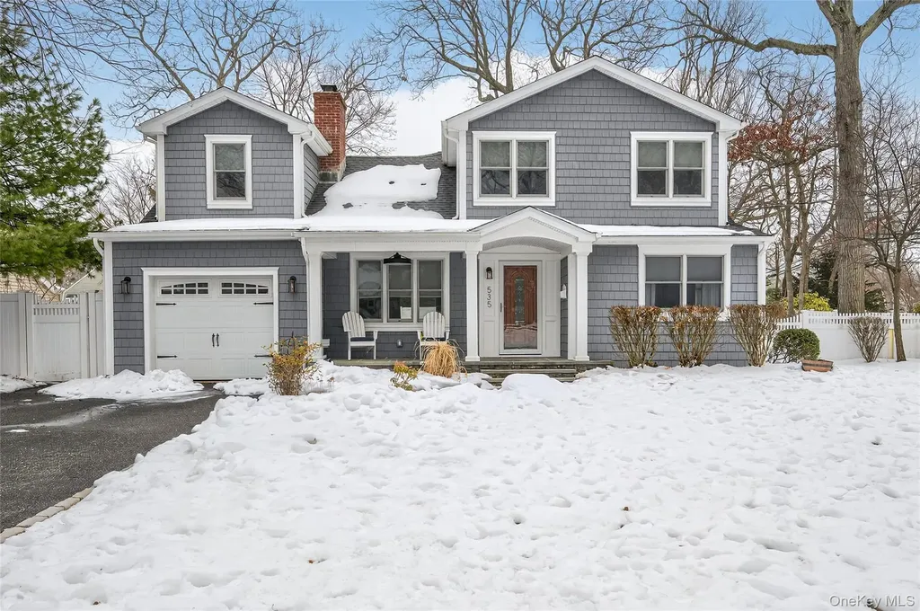 535 Brooklyn Boulevard Brightwaters NY 11718