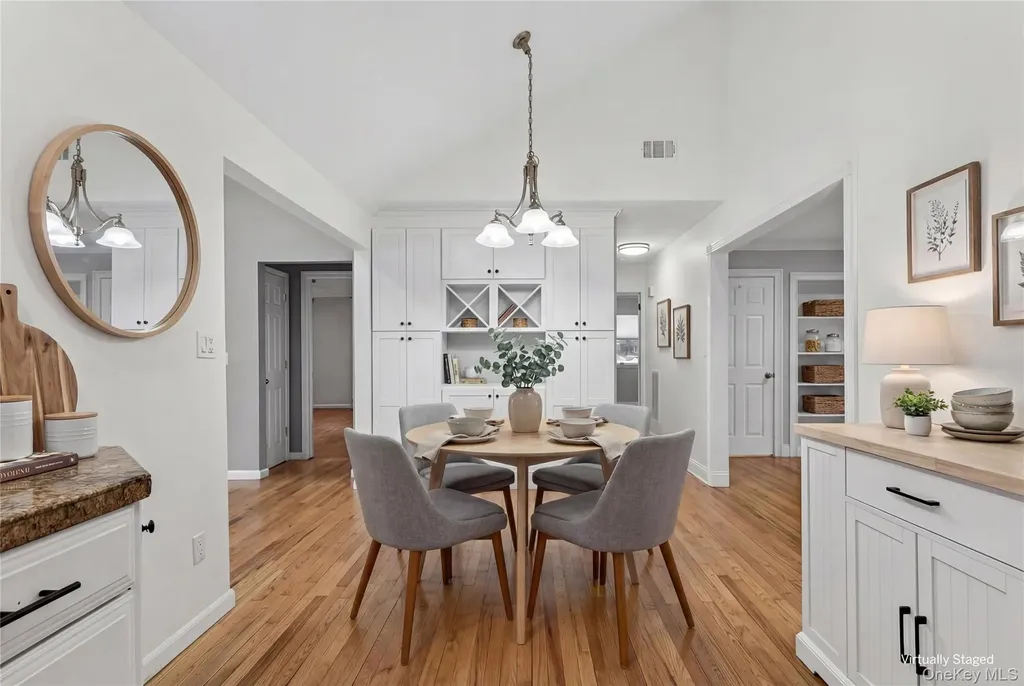 535 Brooklyn Boulevard Brightwaters NY 11718