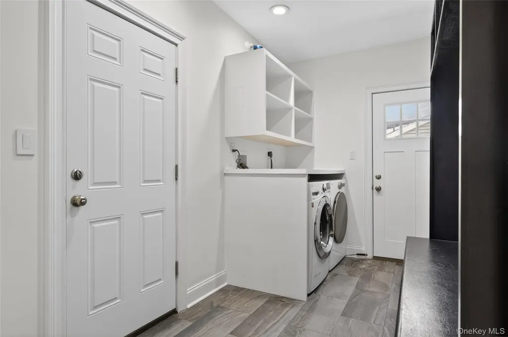 535 Brooklyn Boulevard Brightwaters NY 11718