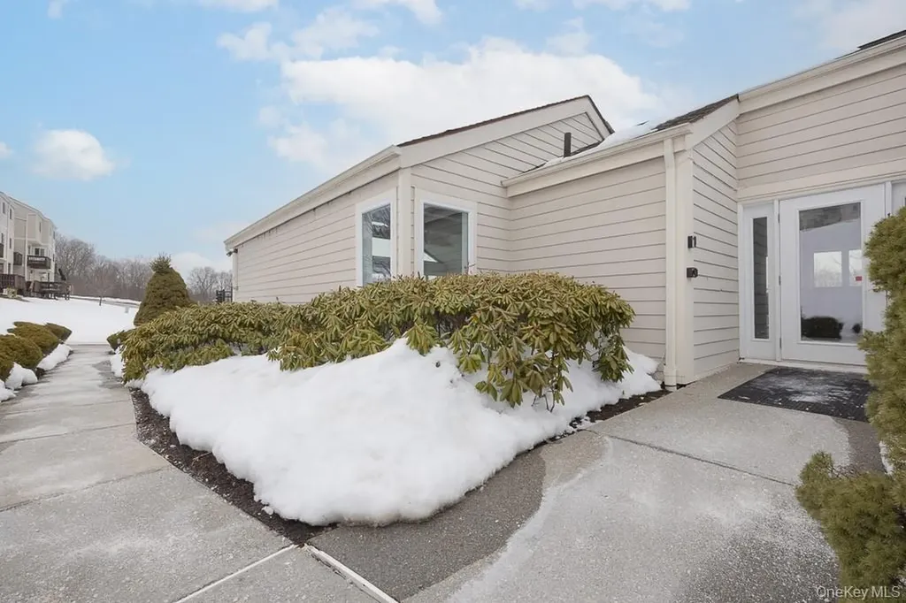 1406 Eagles Ridge Road Brewster NY 10509