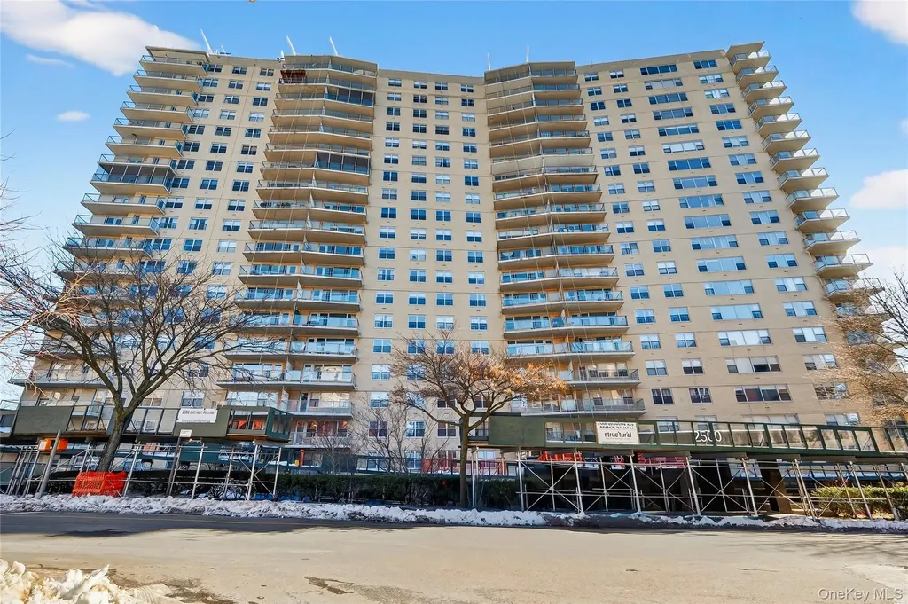2500 Johnson Avenue Bronx NY 10463