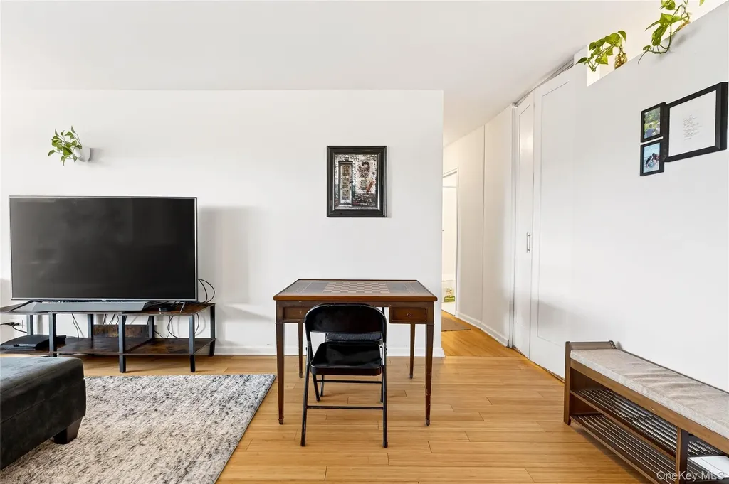 2500 Johnson Avenue Bronx NY 10463