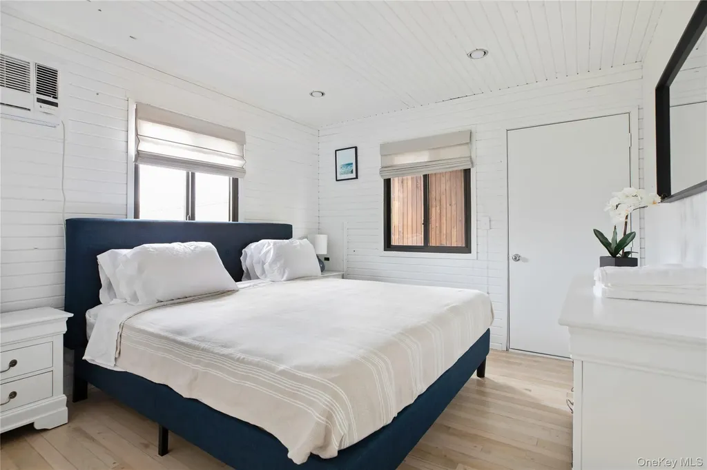 26 Duneway Avenue Seaview NY 11770