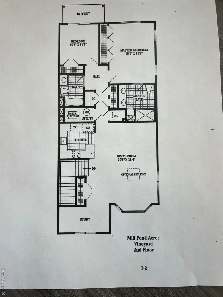 92 Pond View Port Washington NY 11050