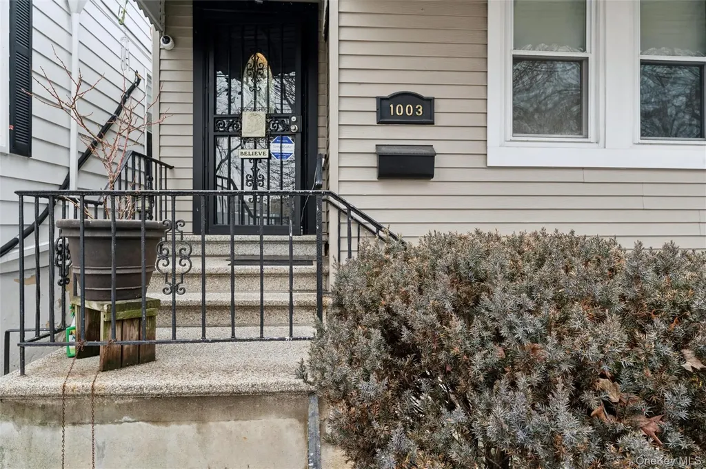 1003 Sackett Avenue Bronx NY 10462