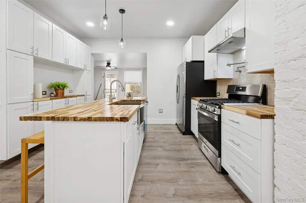 1003 Sackett Avenue Bronx NY 10462