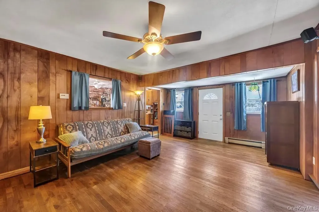 114 Monroe Drive Mastic Beach NY 11951