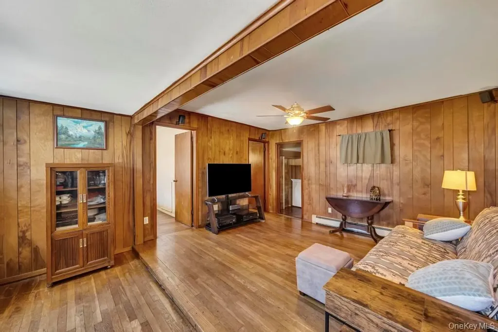 114 Monroe Drive Mastic Beach NY 11951