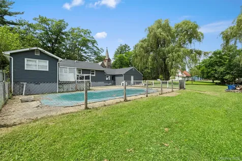 44 Woods Road Tivoli NY 12583