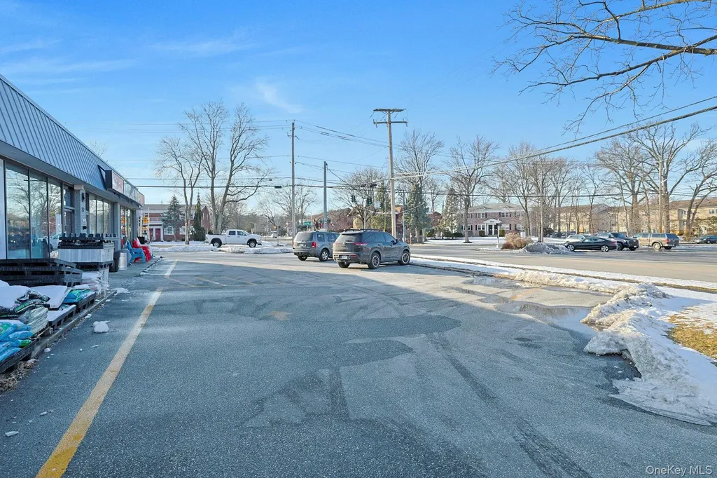 52 College Avenue Nanuet NY 10954