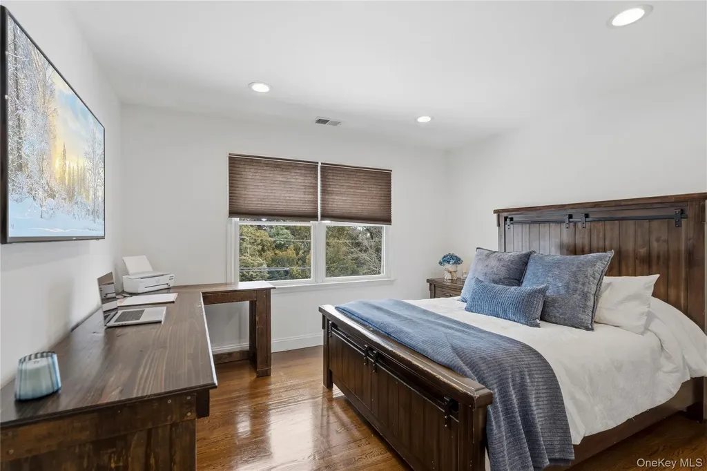75 Syosset Circle Syosset NY 11791