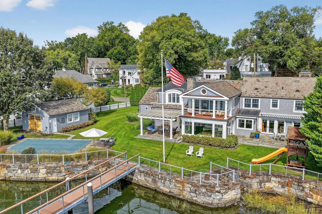 506 Shore Acres Drive Mamaroneck NY 10543