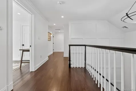 506 Shore Acres Drive Mamaroneck NY 10543