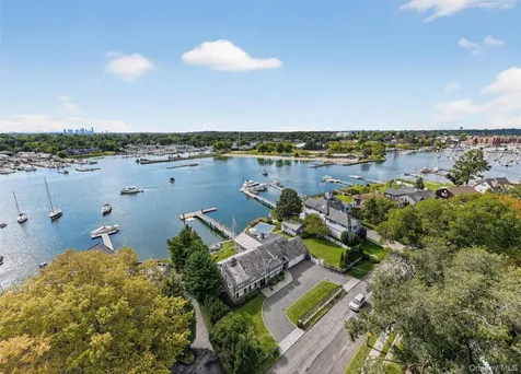 506 Shore Acres Drive Mamaroneck NY 10543