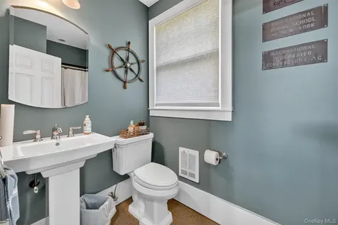 506 Shore Acres Drive Mamaroneck NY 10543
