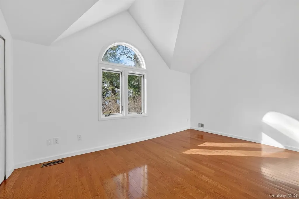 57 Boulder Ridge Road Scarsdale NY 10583