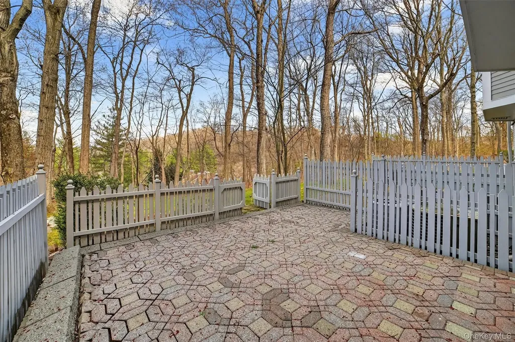 57 Boulder Ridge Road Scarsdale NY 10583