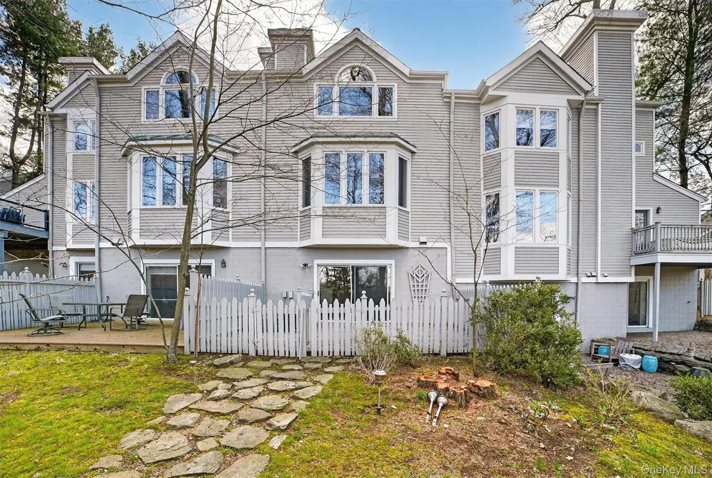 57 Boulder Ridge Road Scarsdale NY 10583