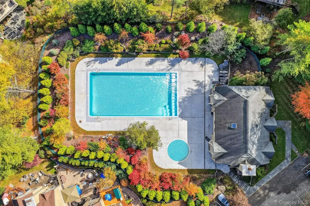 57 Boulder Ridge Road Scarsdale NY 10583