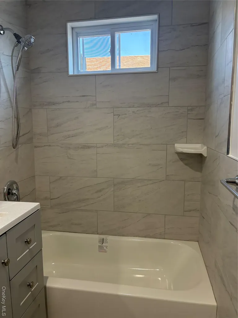 514 E Park Avenue Long Beach NY 11561