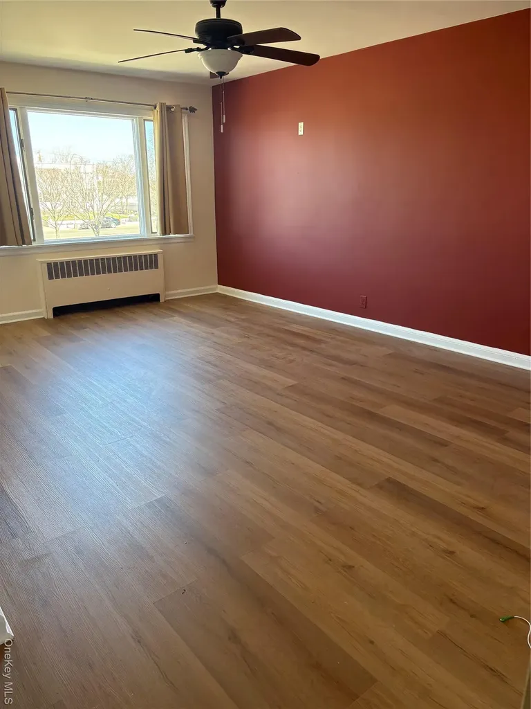 514 E Park Avenue Long Beach NY 11561