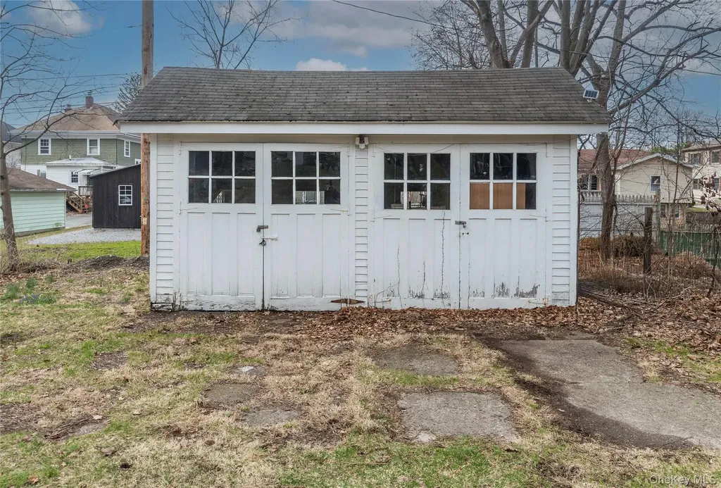 17 Streit Avenue Poughkeepsie NY 12603