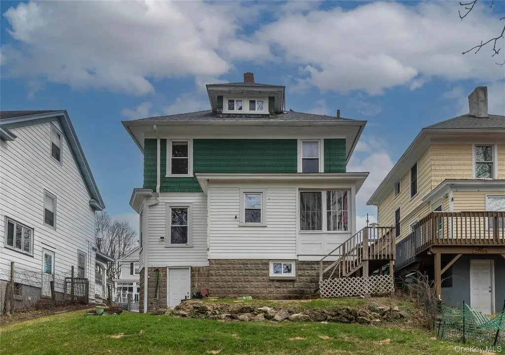 17 Streit Avenue Poughkeepsie NY 12603