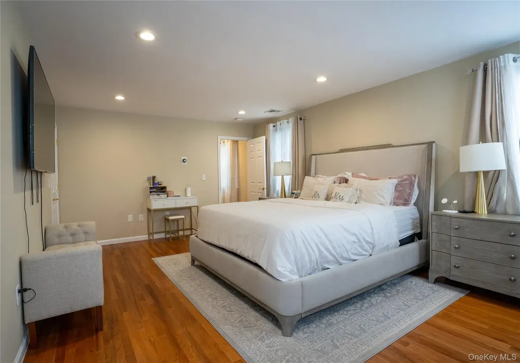 141 Burhans Avenue Yonkers NY 10701
