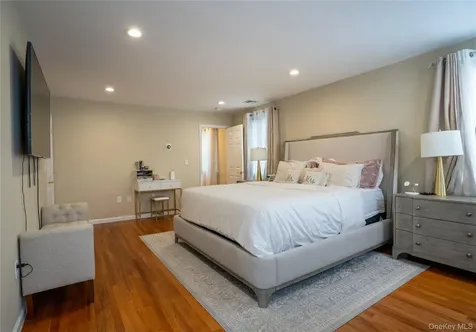 141 Burhans Avenue Yonkers NY 10701