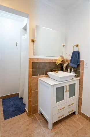 141 Burhans Avenue Yonkers NY 10701