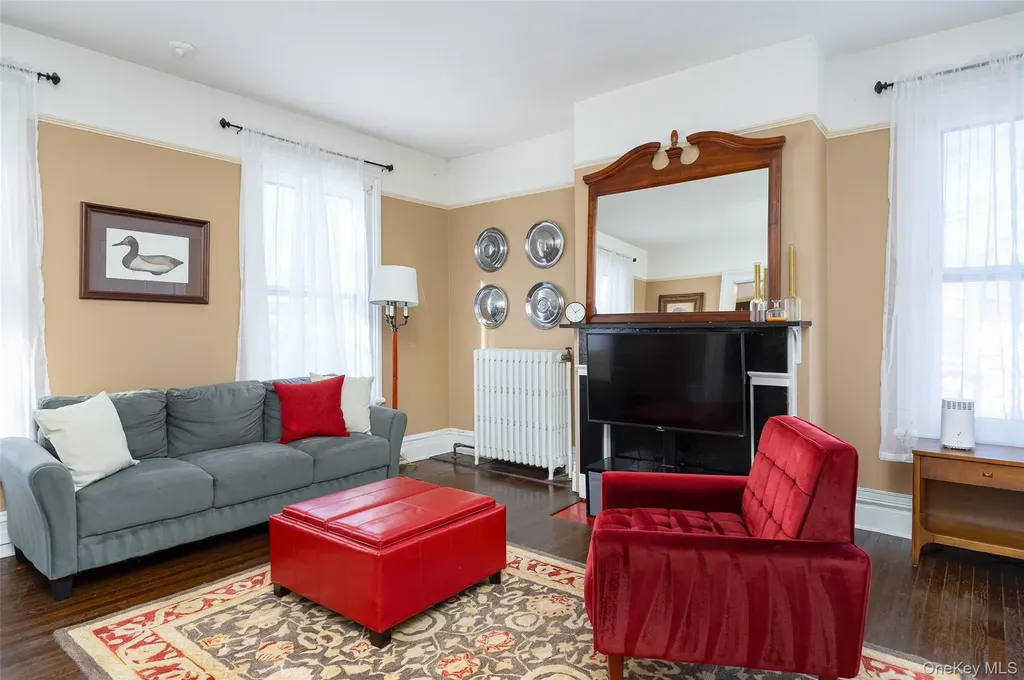 12 Hanscom Avenue Poughkeepsie NY 12601